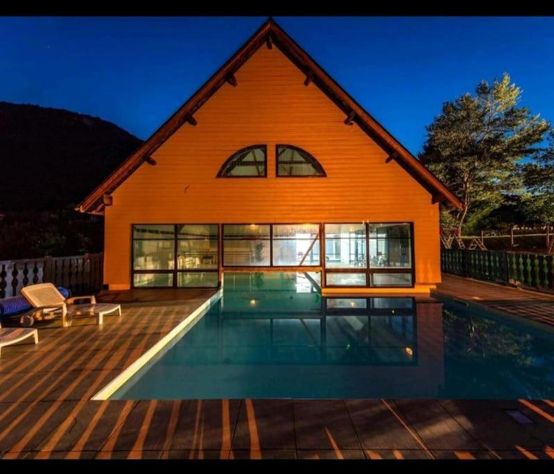 Appartement Avec Cabine Arreau Εξωτερικό φωτογραφία